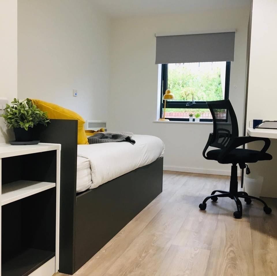 Ensuite - Waterfront